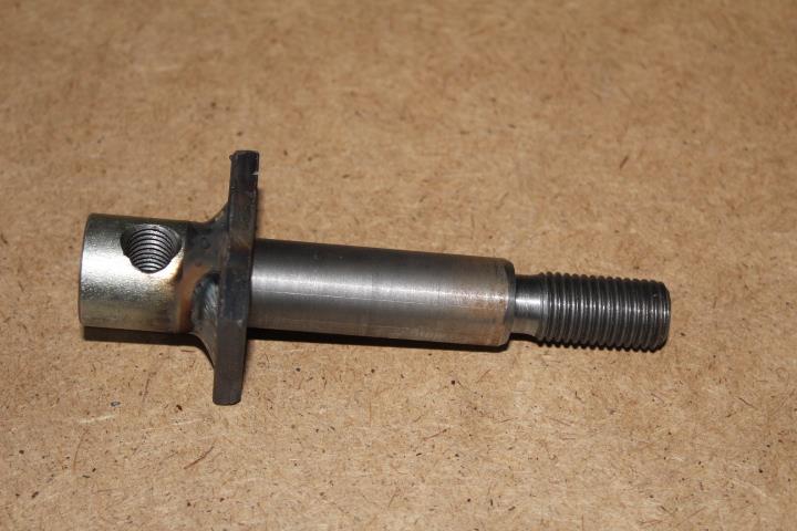 Spannbolzen