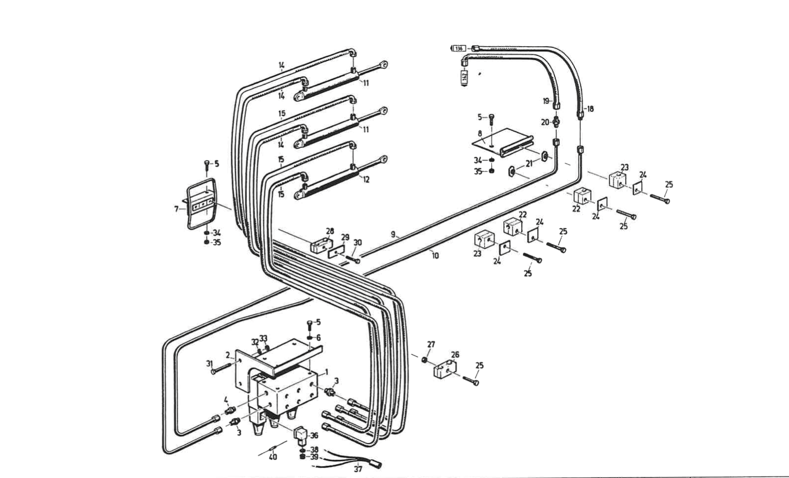 CASE_527_1998_146_Hydraulik_Kupplungen