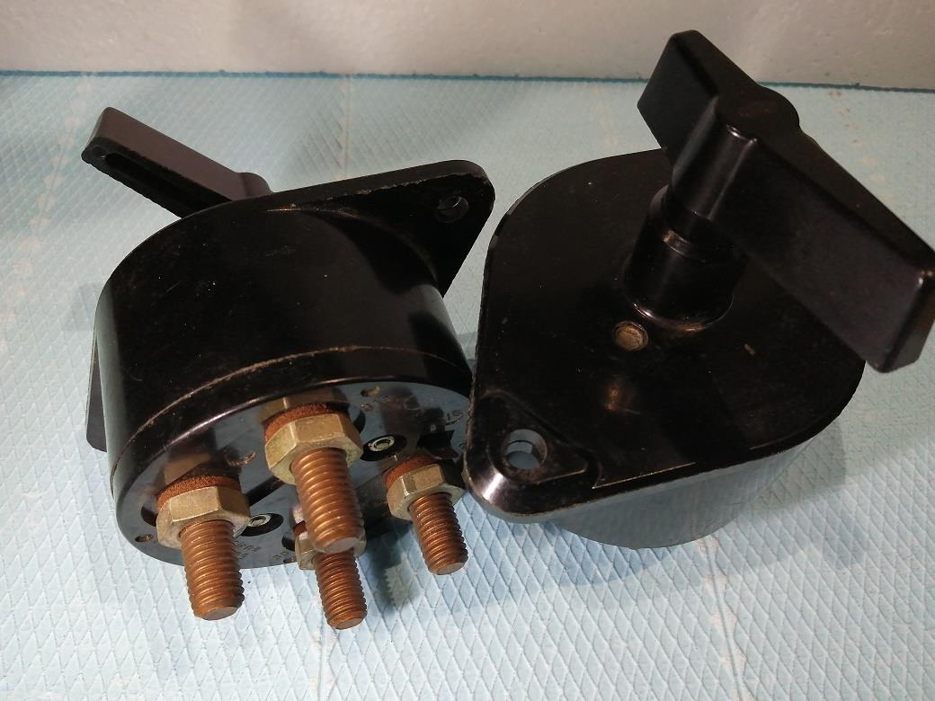 Batteriehauptschalter zweipolig -4 Kontakte